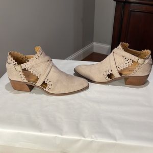Cutout jagged edge booties